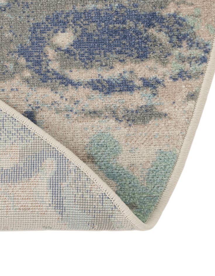 Detail image of 8' x 10' Lotus Oval Rug