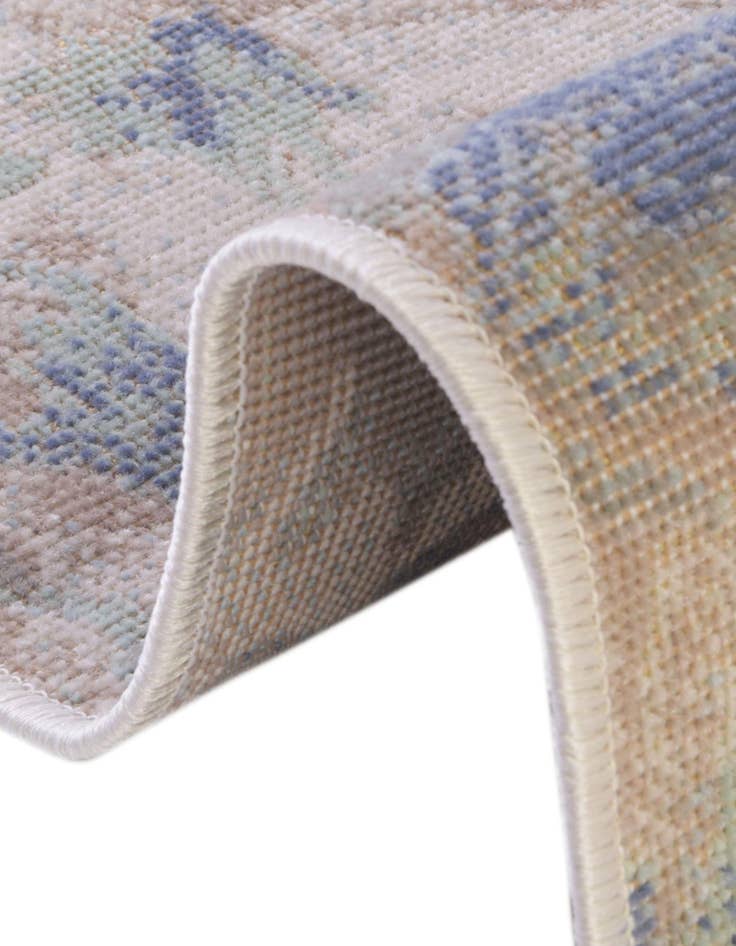 Detail image of 8' x 10' Lotus Oval Rug