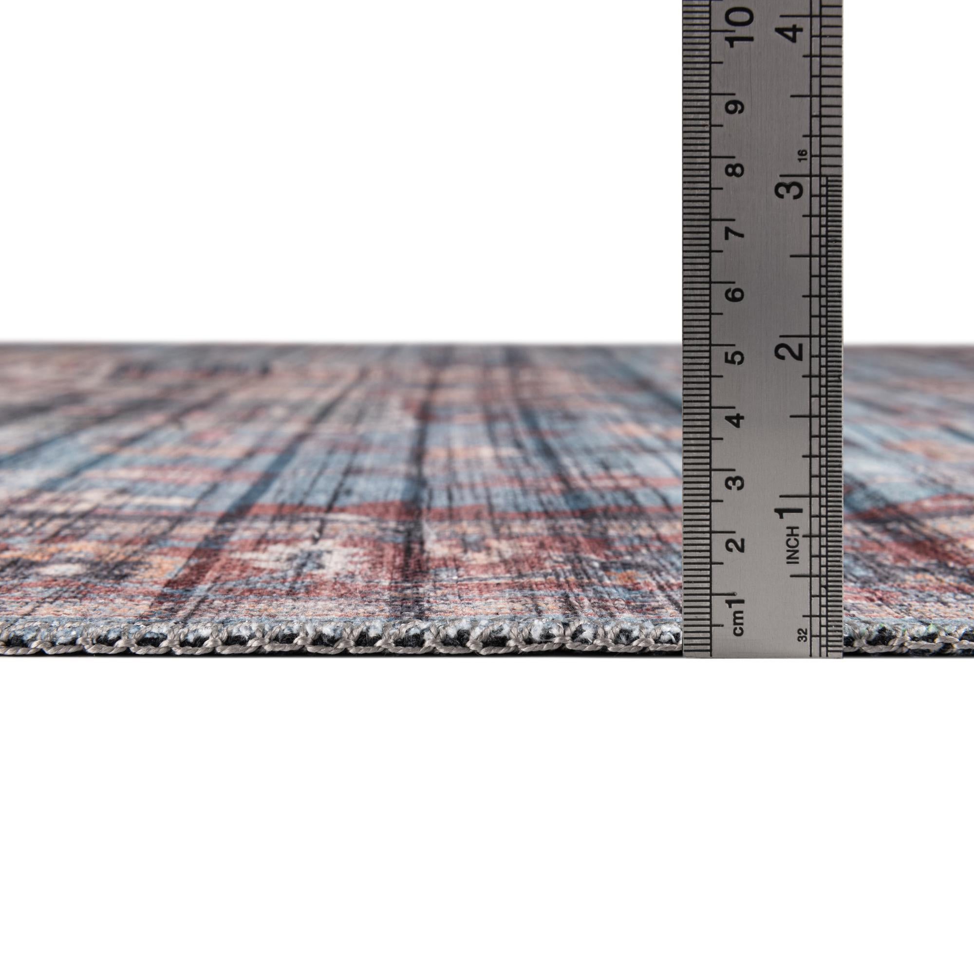 5' 3 x 8' Washable Maahru Oval Rug
