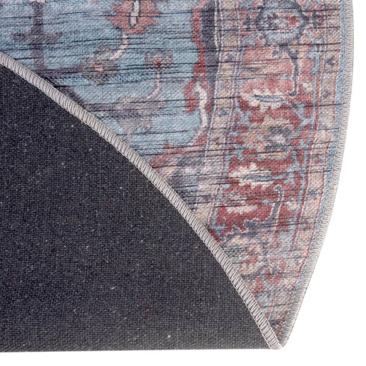 Detail image of 2' x 3' Washable Maahru Oval Rug