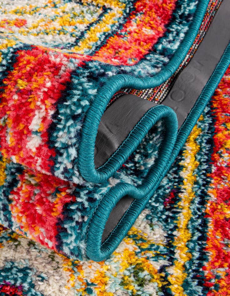 Detail image of 7' 10 x 10' Madeline Oval Rug