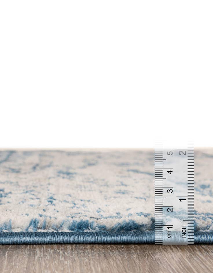 Detail image of 5' 3 x 8' Monte Carlo Oval Rug