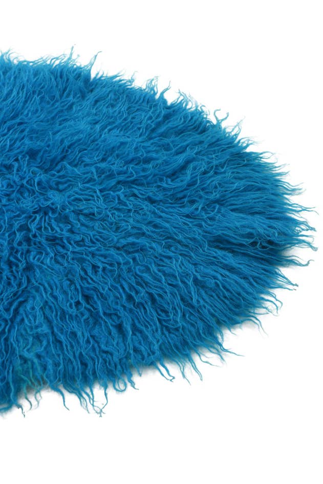Detail image of 1' 10 x 3' 4 Hand Knotted Moroccan Wool Oval Rug