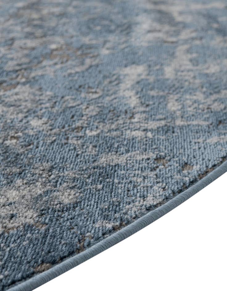 Detail image of 5' 3 x 8' Oregon Oval Rug