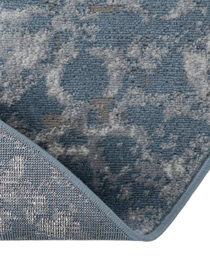 Detail image of 5' 3 x 8' Oregon Oval Rug