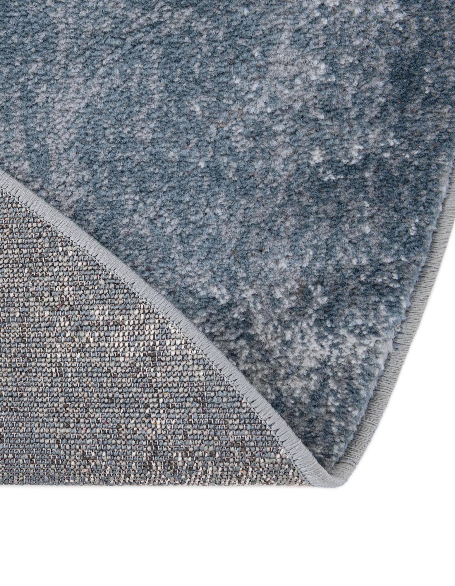 5' 3 x 8' Oregon Oval Rug