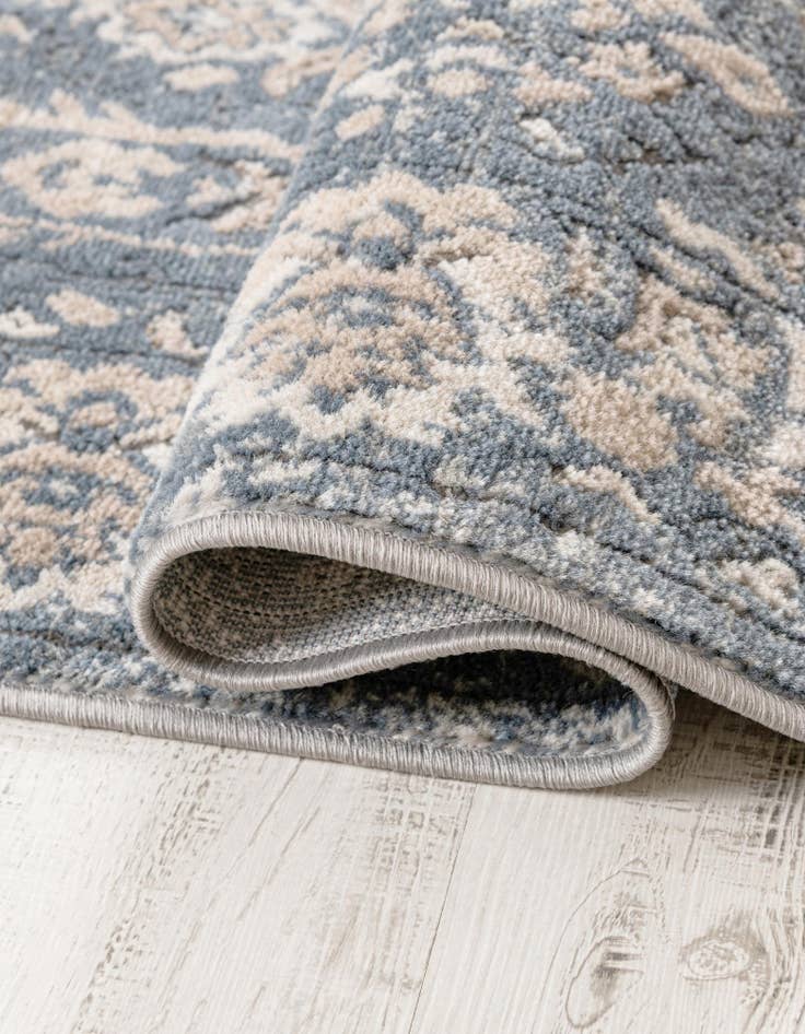 Detail image of 4' x 6' Oregon Oval Rug