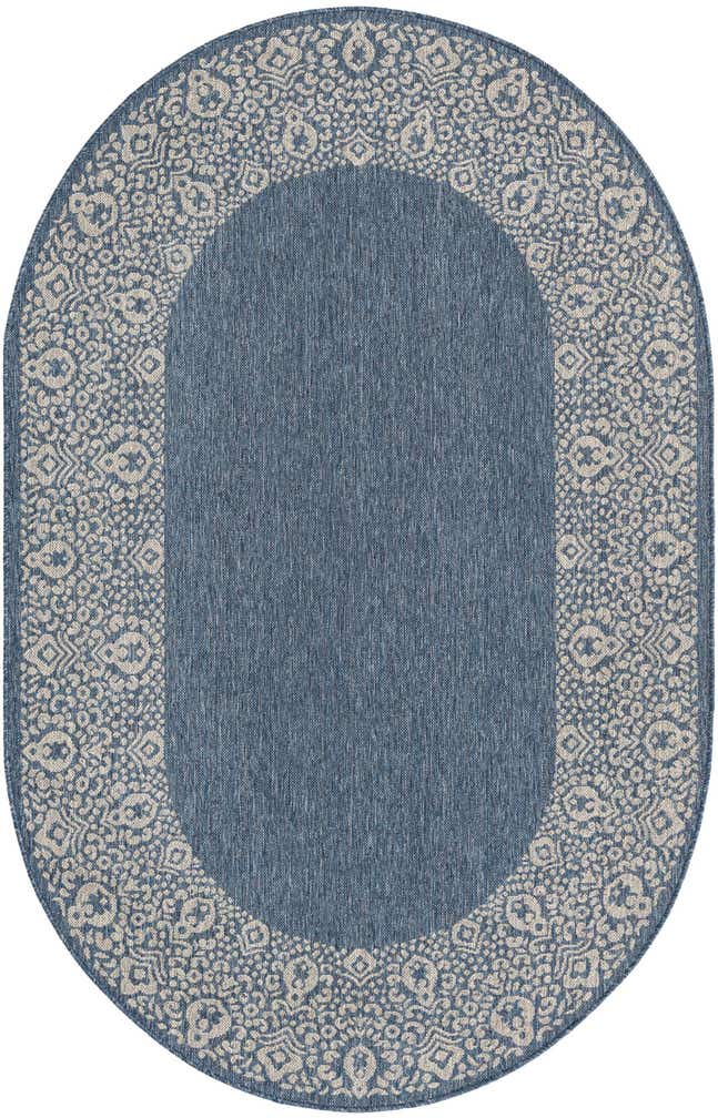 5' 3 x 8' Easy-Clean Border Indoor / Outdoor Oval Rug