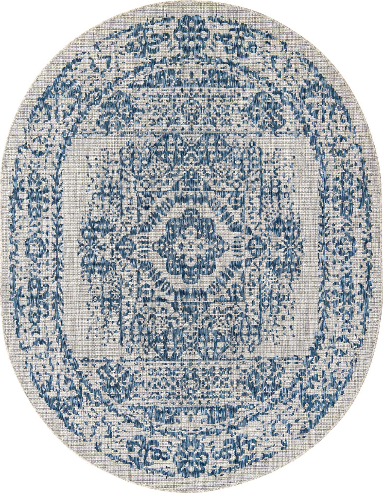7' 10 x 10' Easy-Clean Traditional Indoor / Outdoor Oval Rug