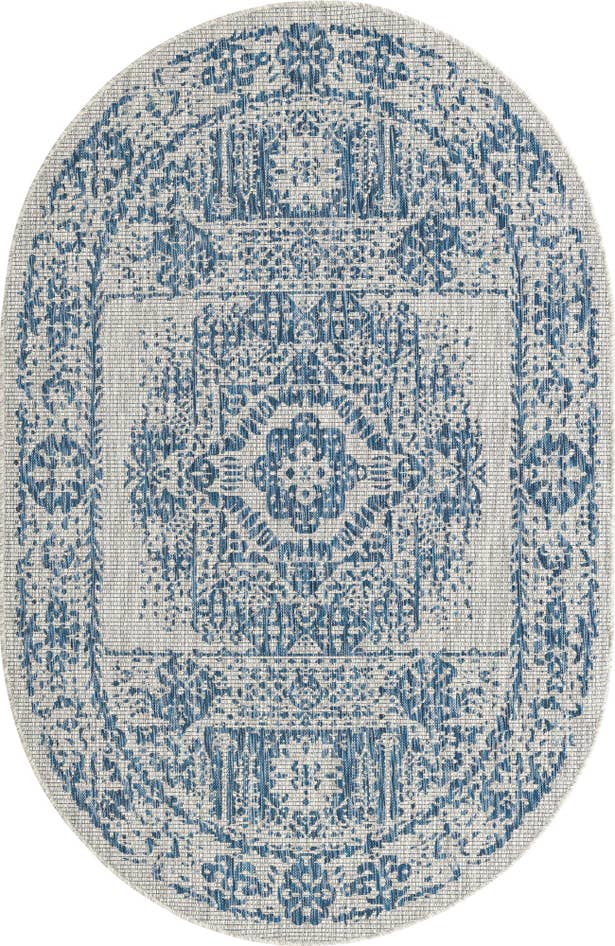 Detail image of 5' 3 x 8' Easy-Clean Traditional Indoor / Outdoor Oval Rug