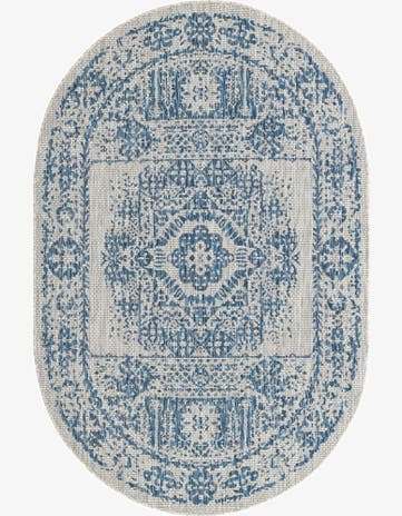 5' 3 x 8' Easy-Clean Traditional Indoor / Outdoor Oval Rug
