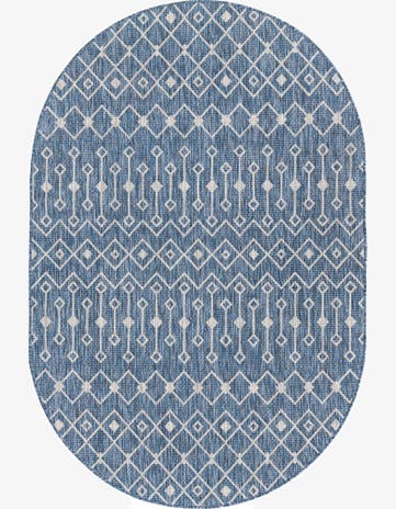 5' 3 x 8' Easy-Clean Trellis Indoor / Outdoor Oval Rug
