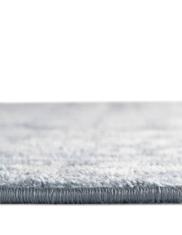 Detail image of 8' x 10' Oxford Oval Rug