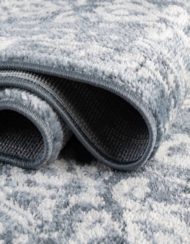 Detail image of 8' x 10' Oxford Oval Rug