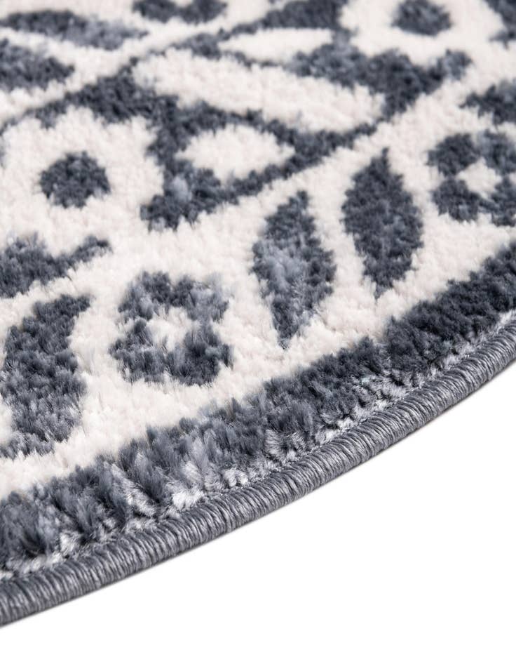 Detail image of 5' x 8' Oxford Oval Rug