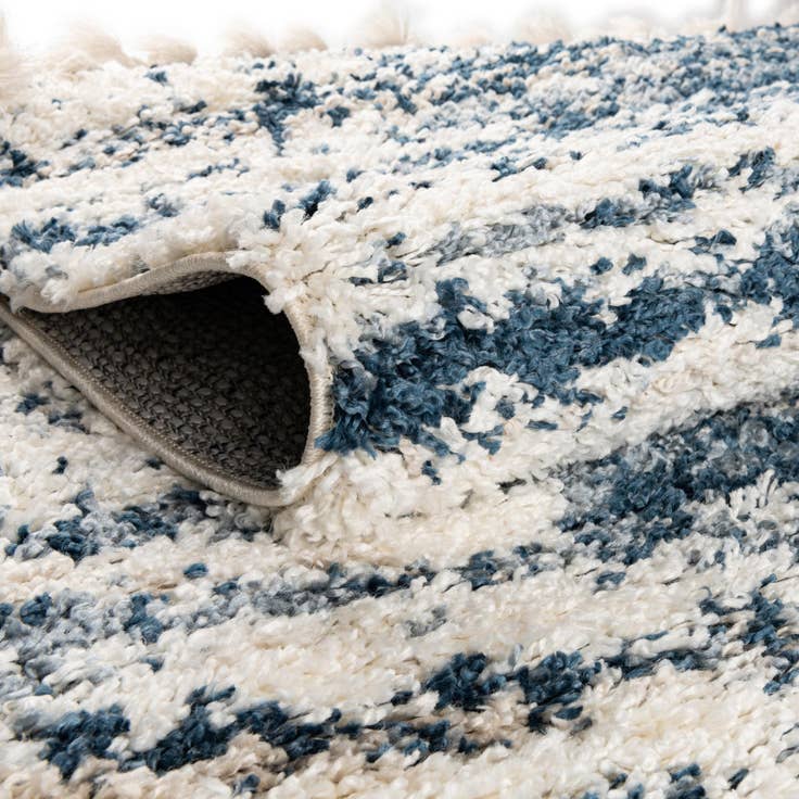 Detail image of 5' 3 x 8' Serenity Shag Oval Rug
