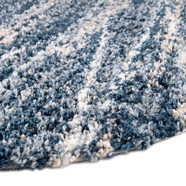 Detail image of 7' 10 x 10' Serenity Shag Oval Rug