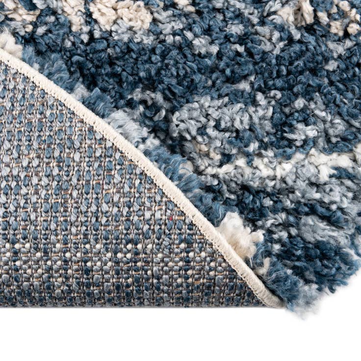 Detail image of 7' 10 x 10' Serenity Shag Oval Rug