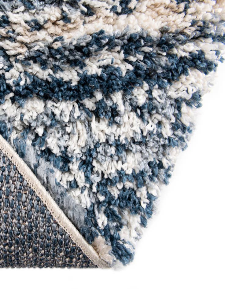 Detail image of 5' 3 x 7' 10 Serenity Shag Oval Rug