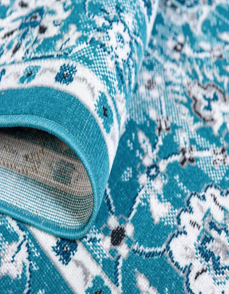 Detail image of 8' x 10' Aarhus Rug