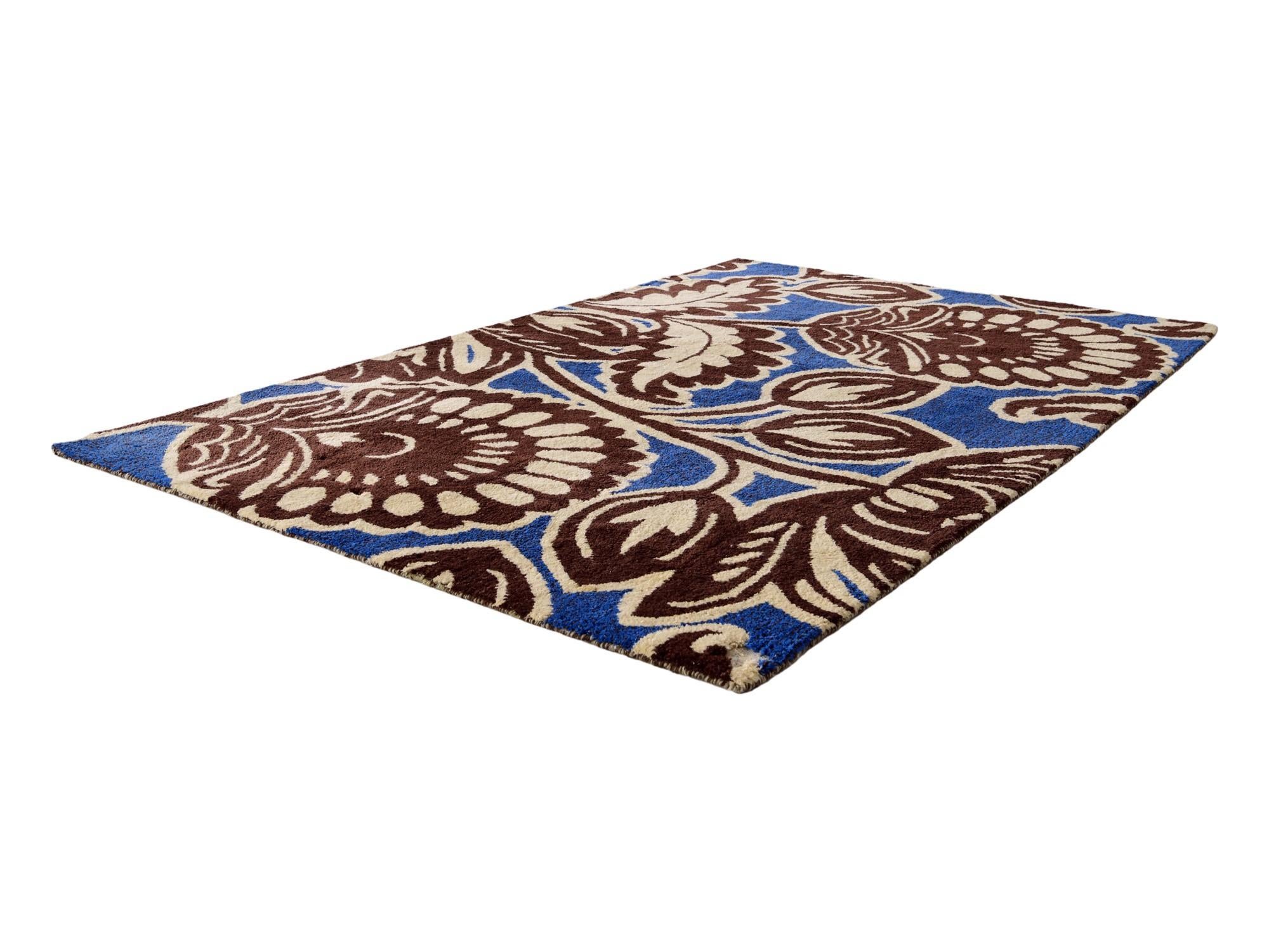 4' 8 x 7' 4 Agra Rug