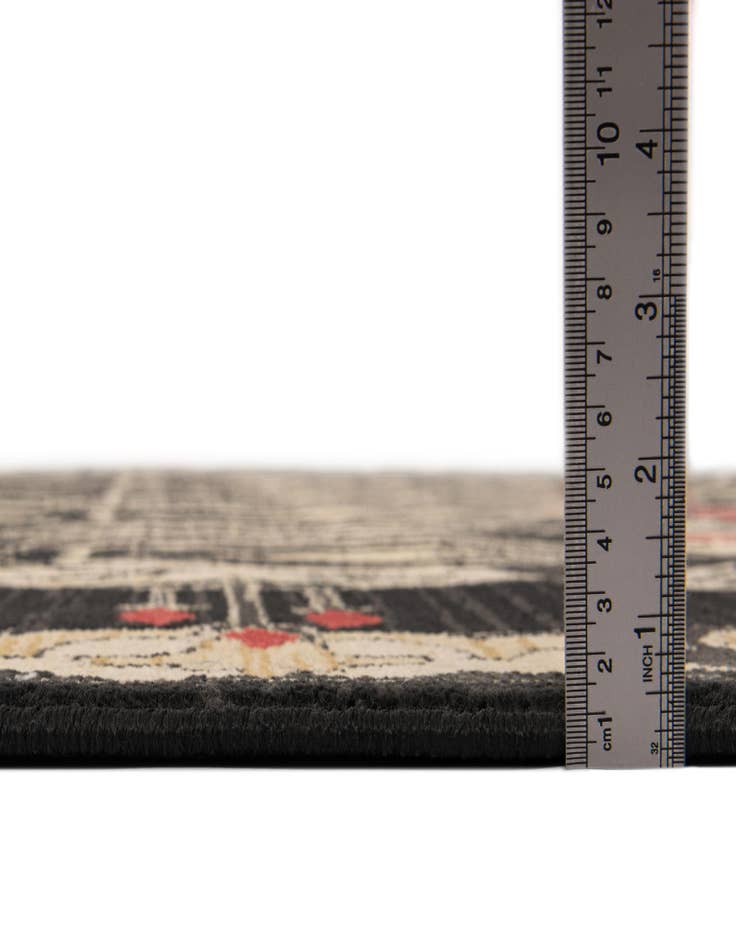 Detail image of 2' x 3' Alexis Rug