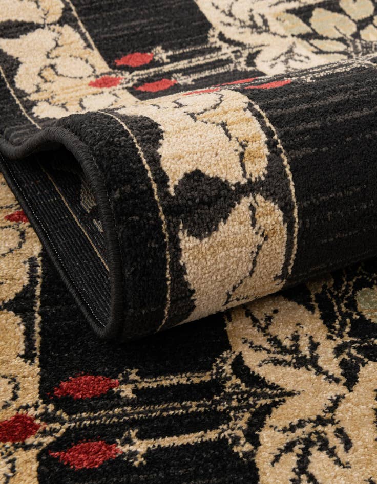 Detail image of 2' x 3' Alexis Rug