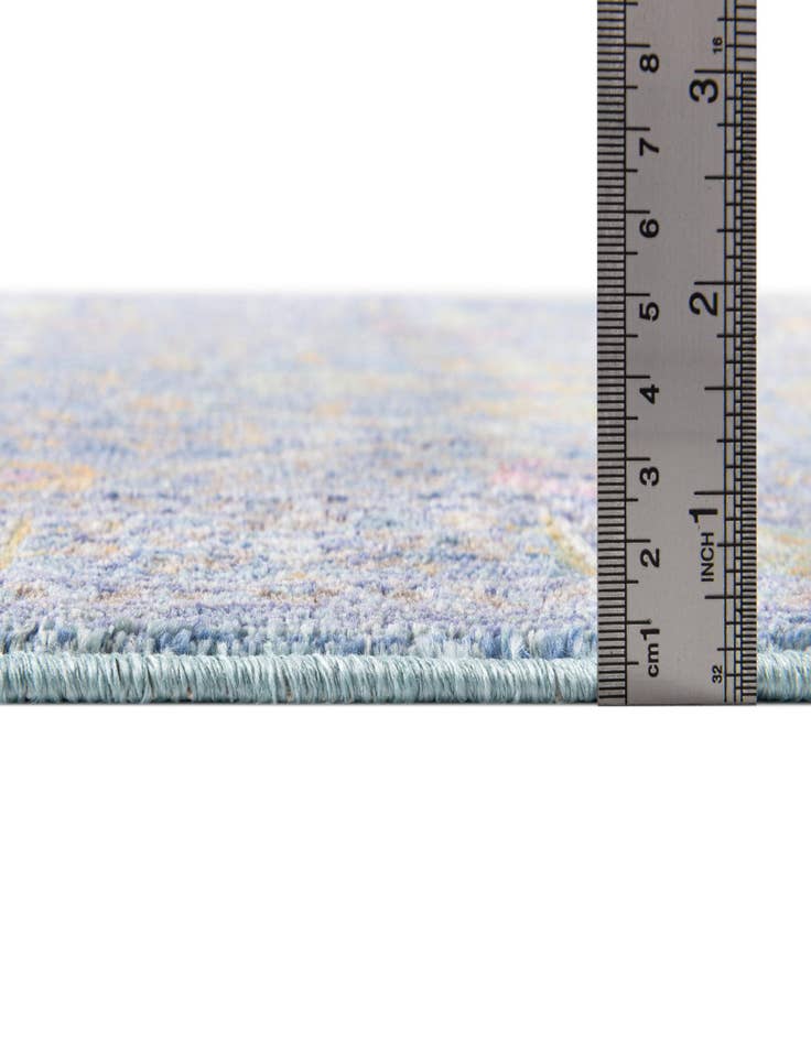 Detail image of 2' x 3' Alexis Rug