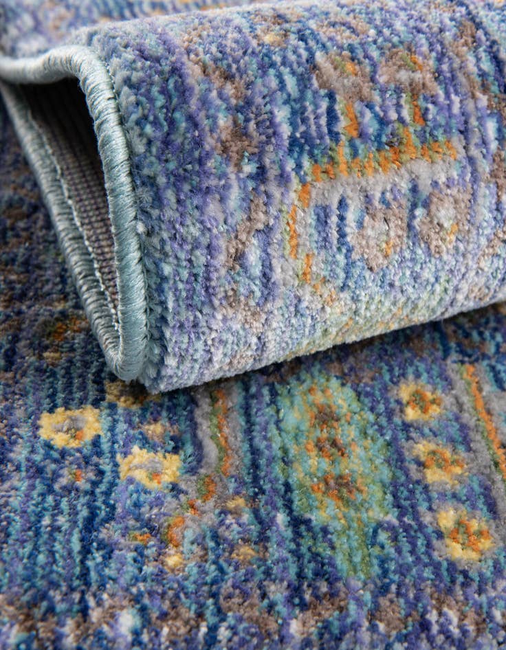 Detail image of 2' x 3' Alexis Rug