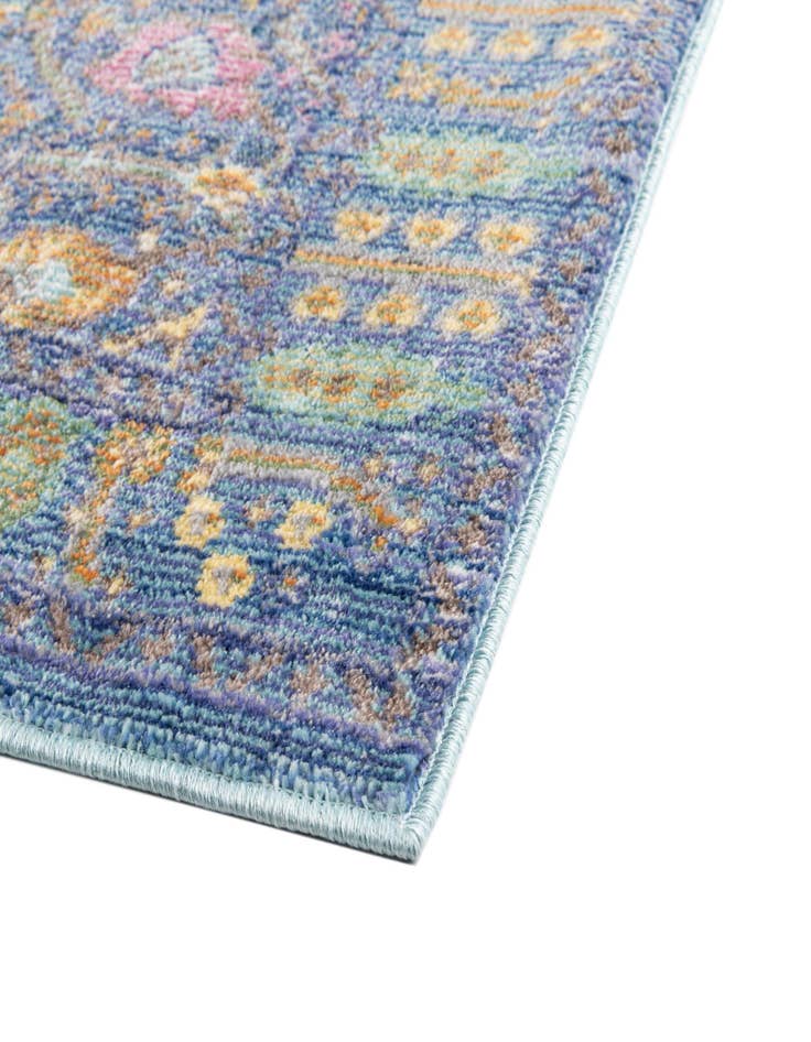 Detail image of 2' x 3' Alexis Rug