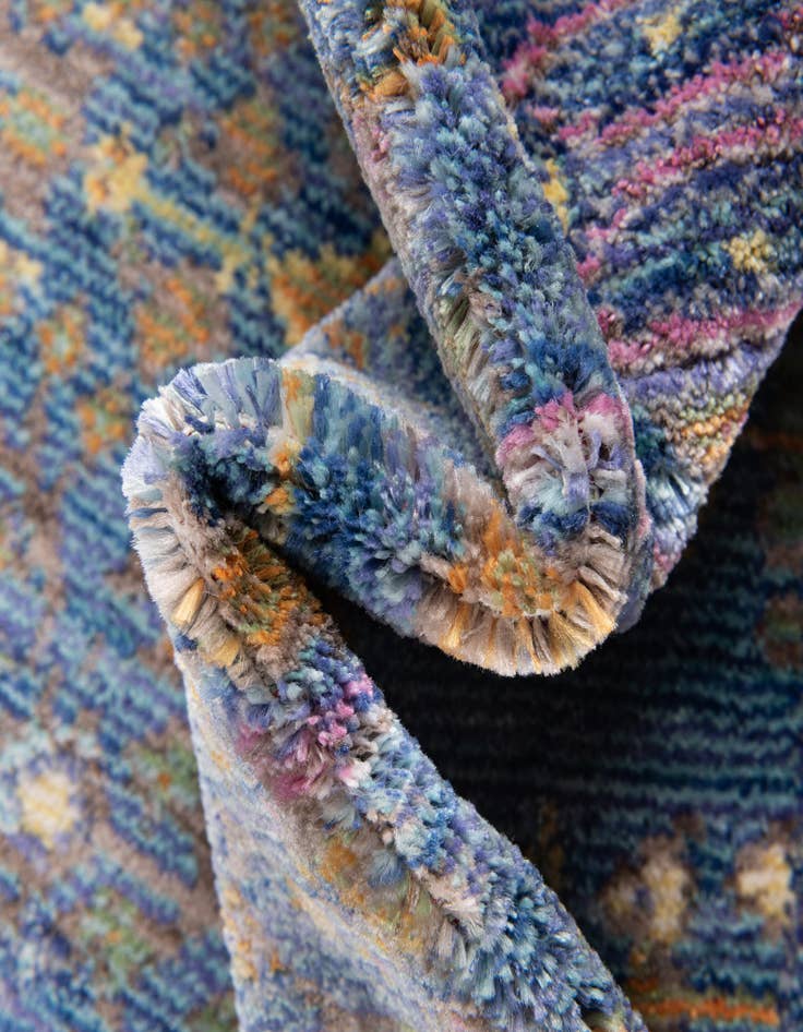 Detail image of 2' x 3' Alexis Rug