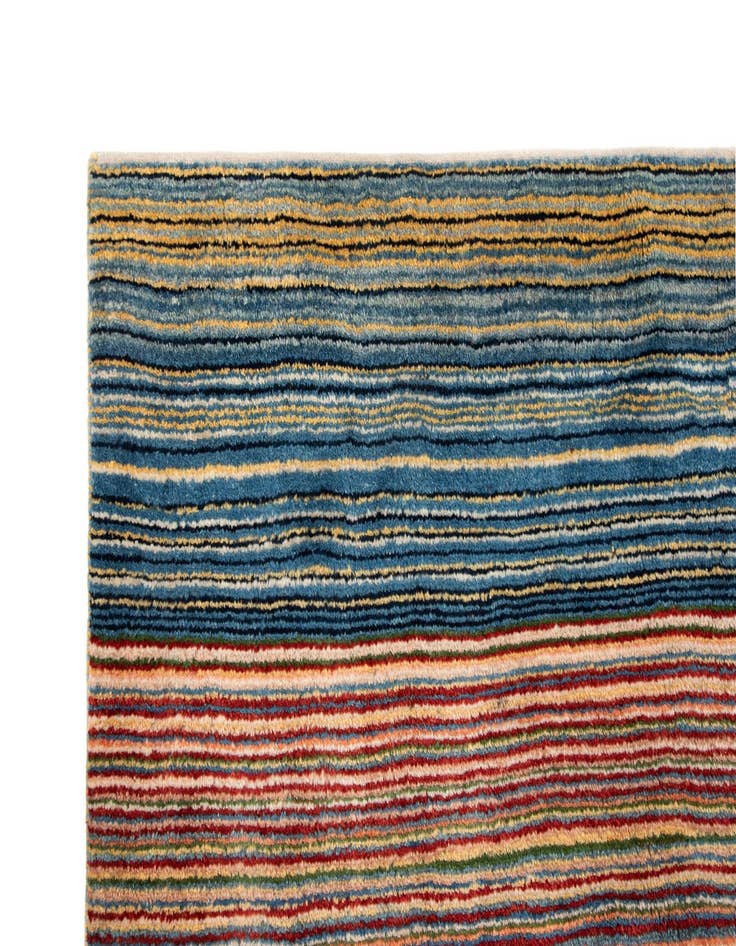 Detail image of 5' 1 x 6' 8 Amaleh Wool Rug