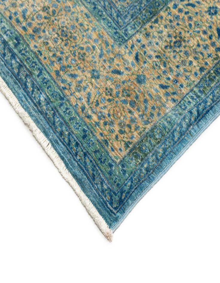 Detail image of 8' x 9' 10 Amina Rug