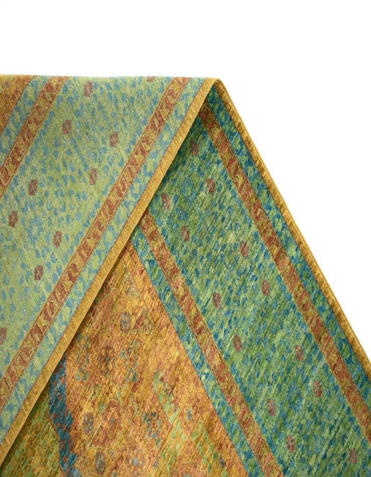 Detail image of 4' 11 x 6' 6 Amina Wool Rug