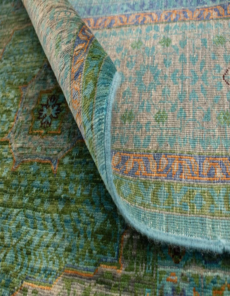Detail image of 5' 2 x 6' 9 Amina Wool Rug