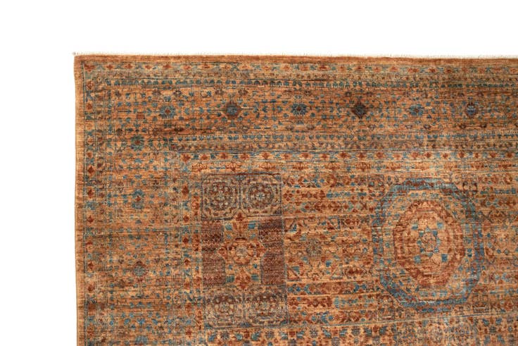 Detail image of 5' 11 x 9' 3 Amina Wool Rug