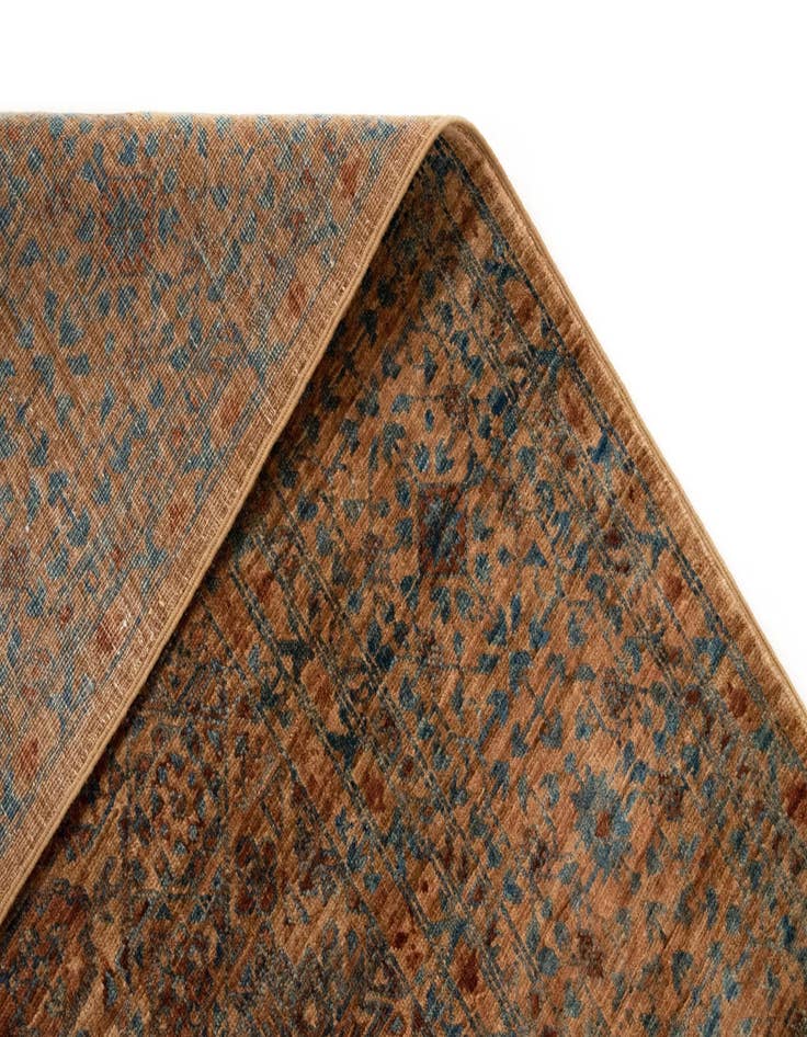 Detail image of 5' 11 x 9' 3 Amina Wool Rug