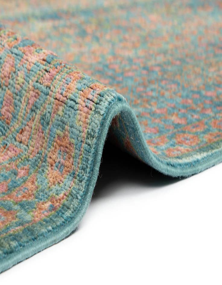 Detail image of 8' x 11' 10 Amina Wool Rug