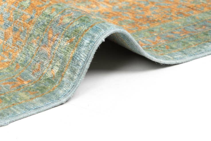 Detail image of 8' 2 x 11' 4 Hand Knotted Amina Rug