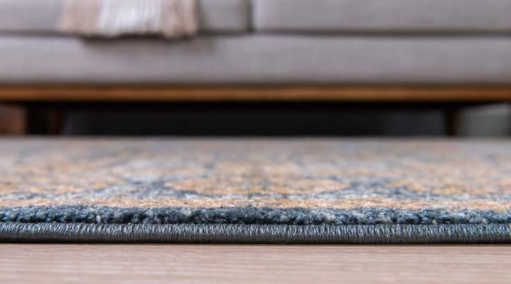 Detail image of 6' x 9' Amina Rug