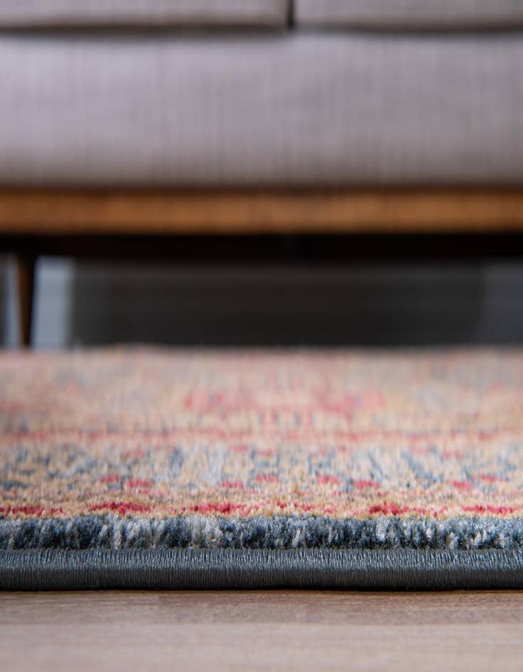 Detail image of 13' x 18' Amina Rug