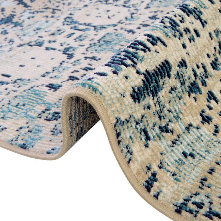 Detail image of 8' x 10' Amulet Rug