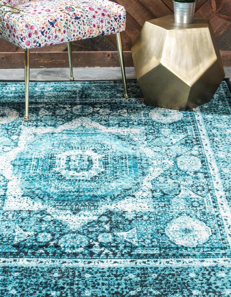 Detail image of 7' x 10' Ankara Rug