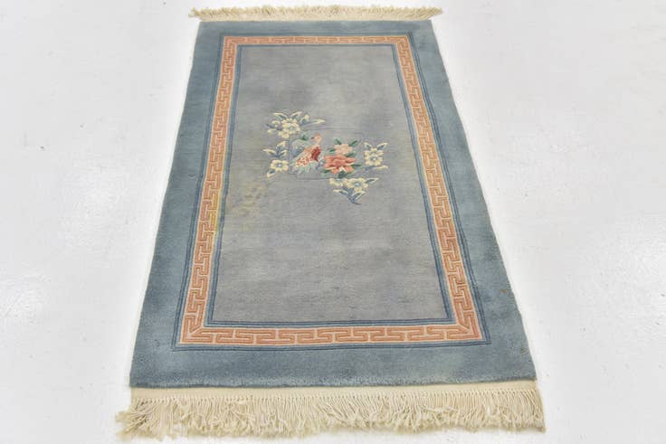 Detail image of 2' 7 x 4' 9 Hand Knotted Antique Finish Wool Rug