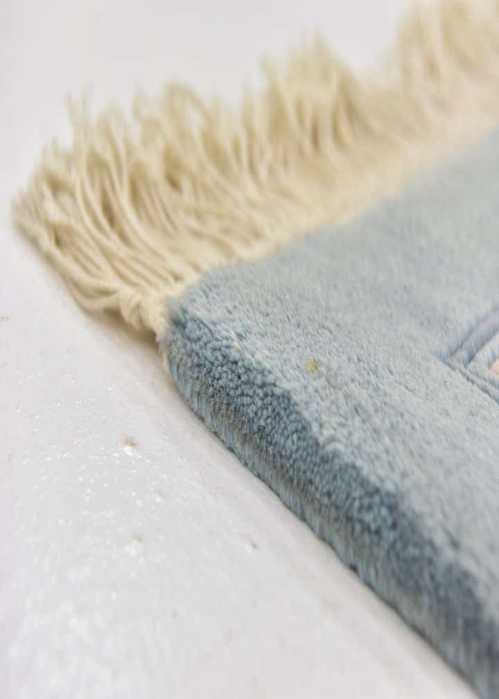 2' 7 x 4' 9 Hand Knotted Antique Finish Wool Rug