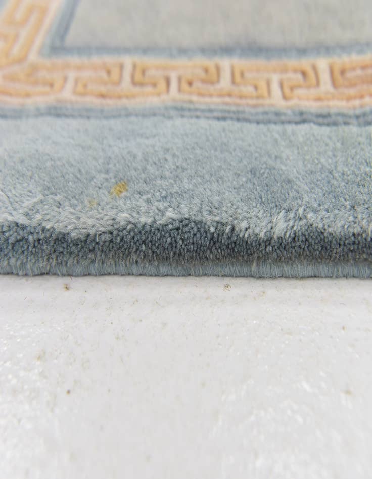 Detail image of 2' 7 x 4' 9 Hand Knotted Antique Finish Wool Rug