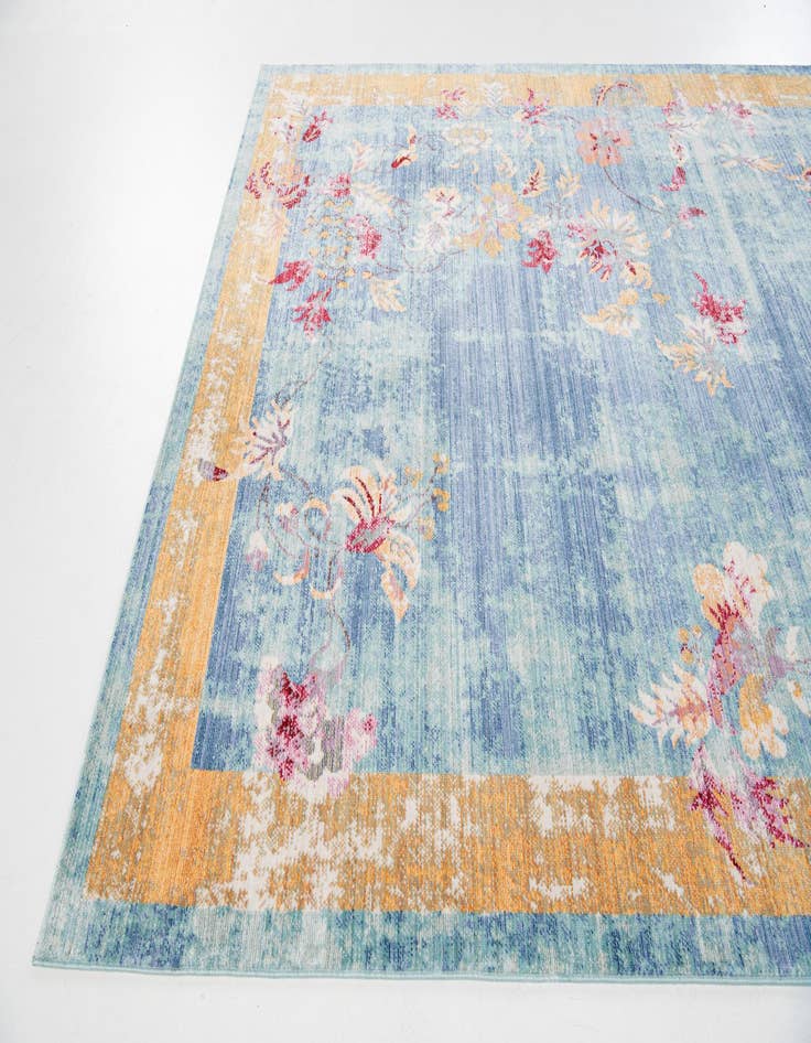 Detail image of 7' x 9' 10 Aqua Rug