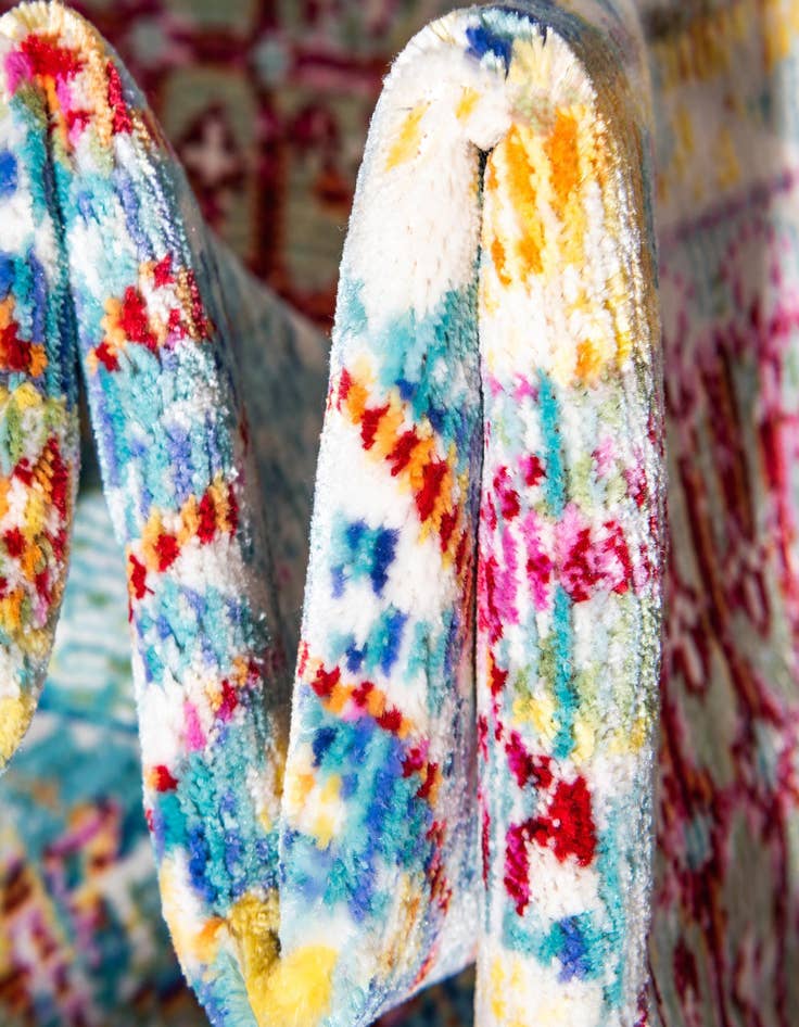 Detail image of 10' x 13' Aqua Rug