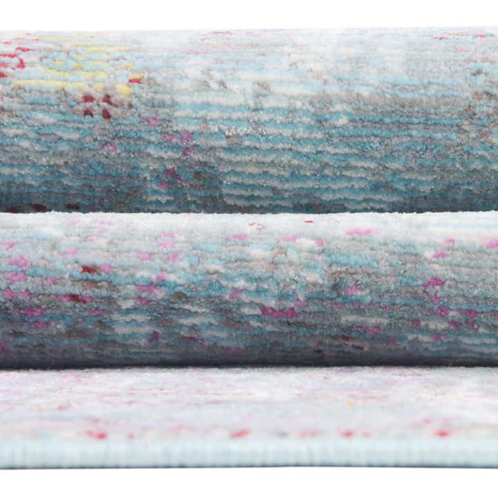 5' x 8' Aqua Rug
