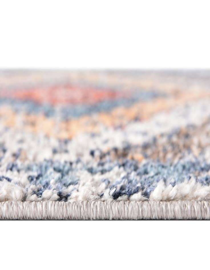 Detail image of 3' 3 x 5' 3 Aramis Rug